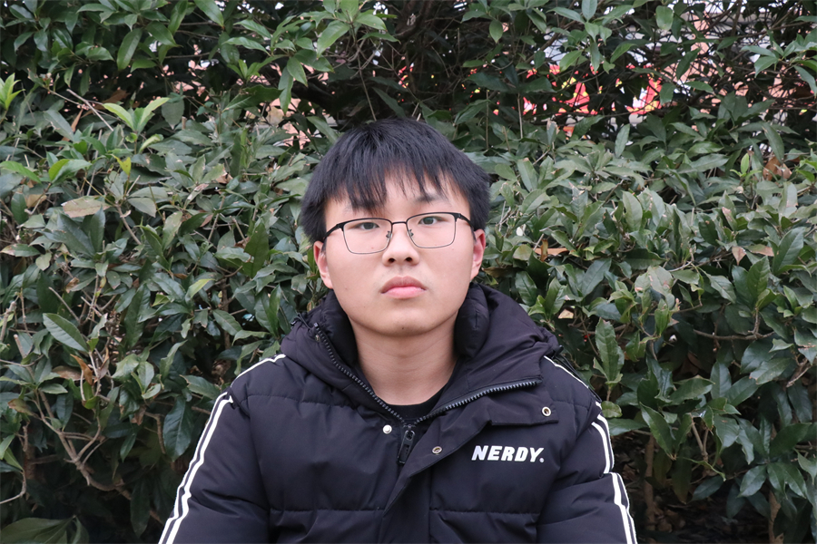 21机器人 三好学生 侯平安.JPG