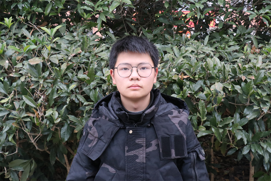 23大厨 优秀班干 华徐翔.JPG