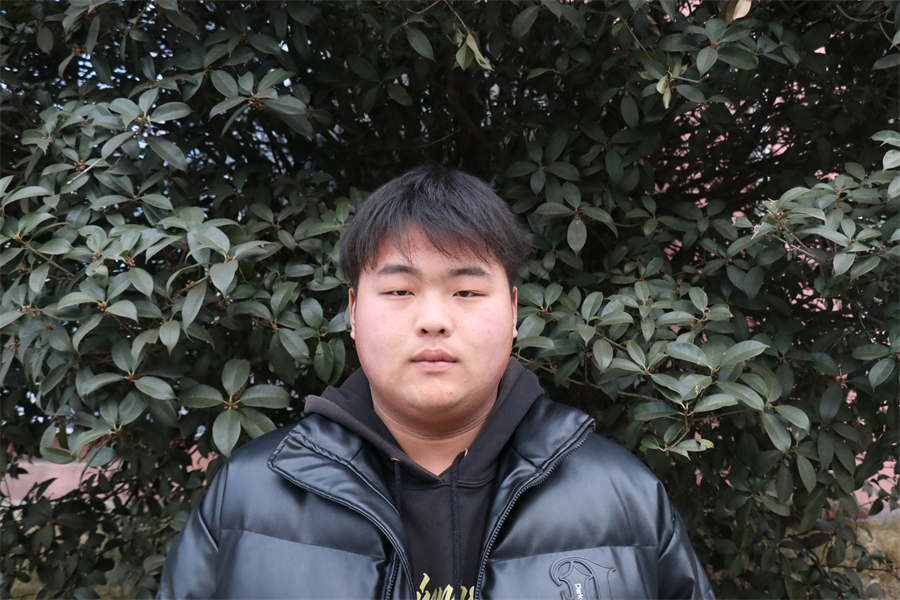 学生会优秀干部23高级班严彦康.JPG