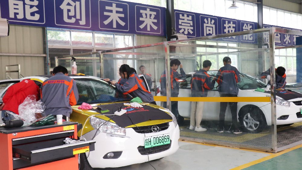 新能源汽车 (1).jpg